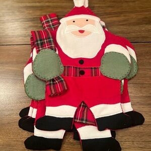 NEW PBK set of 6 Santa Claus Placemats with napkins and utensils packet